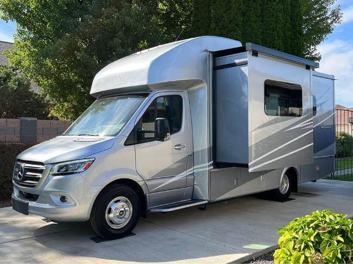 Used 2023 Tiffin Motorhomes Wayfarer 25JW