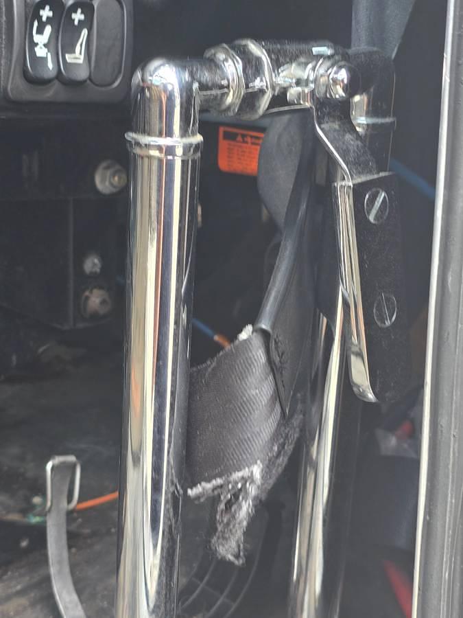 Used 2000 Kenworth W900 with 2015 53ft Utility Reefer Trailer