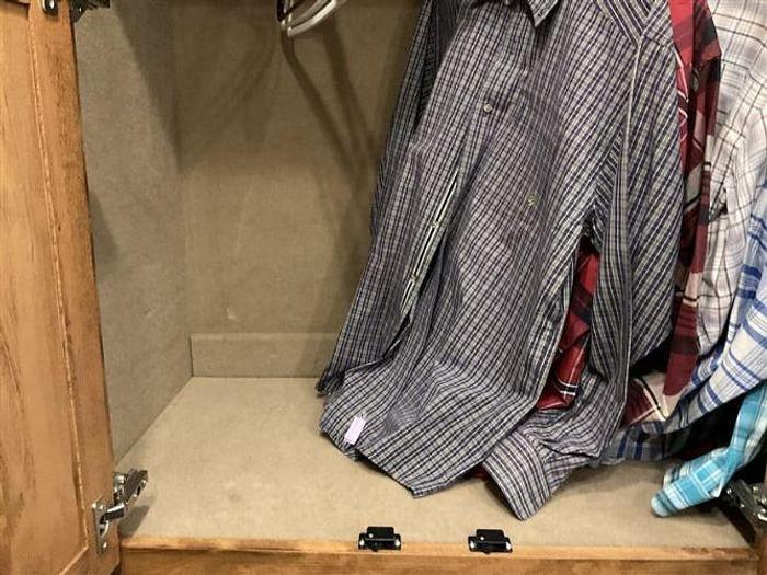 Used 2021 Twister 3 Horse Trailer with Living Quarters