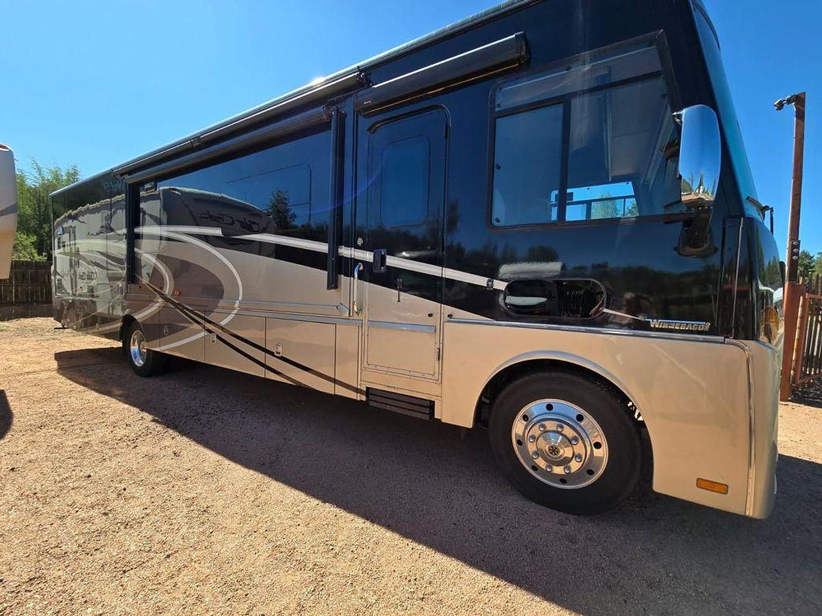 Used 2016 Winnebago Adventurer 38Q