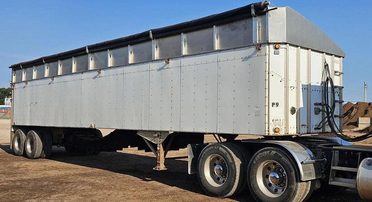 Used 2004 IMCO Idaho Live Floor