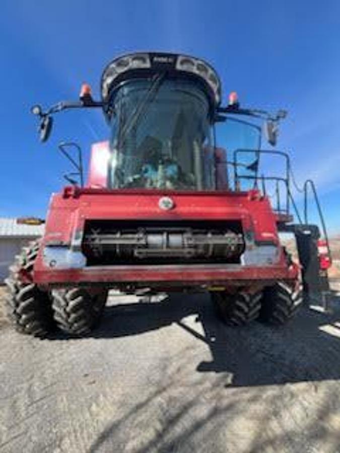 Used 2013 CASE IH 7230 Combine