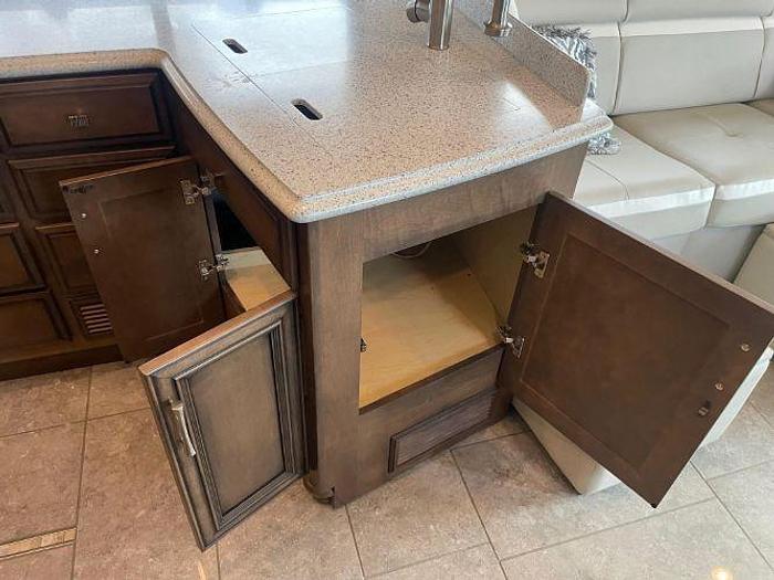 Used 2019 Newmar Ventana 3426