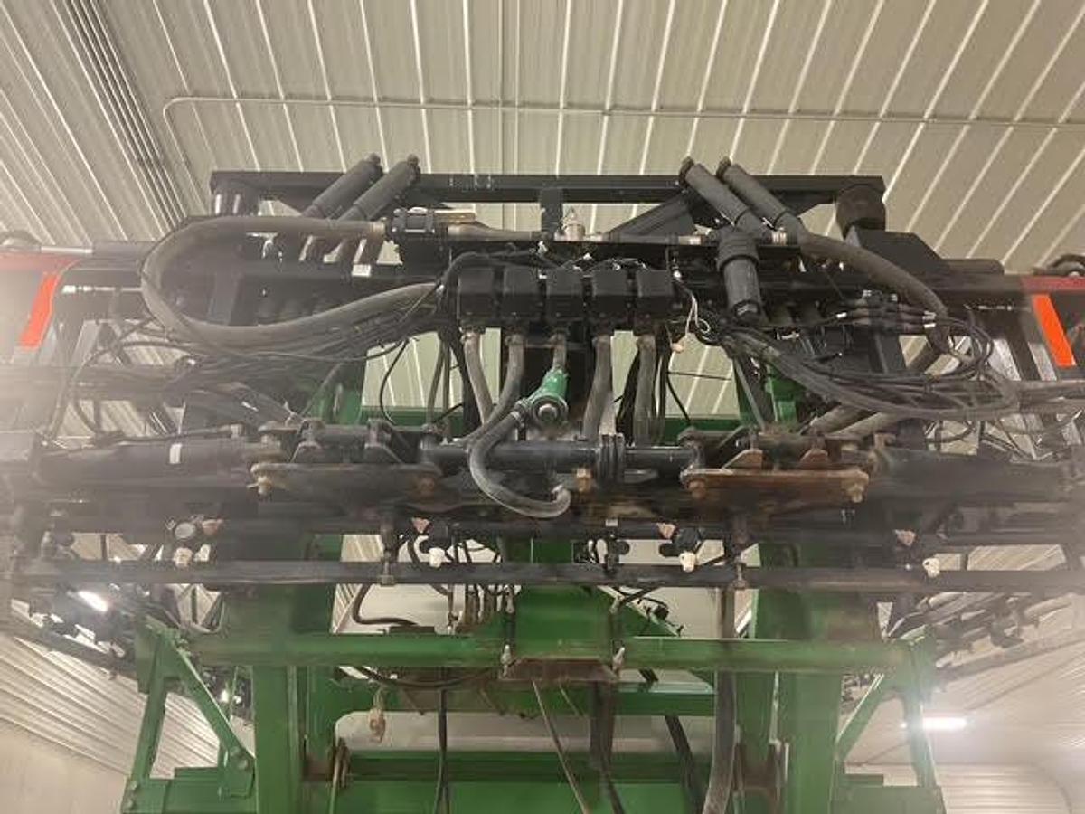 Used 2001 John Deere 4710 Self Propelled Sprayer