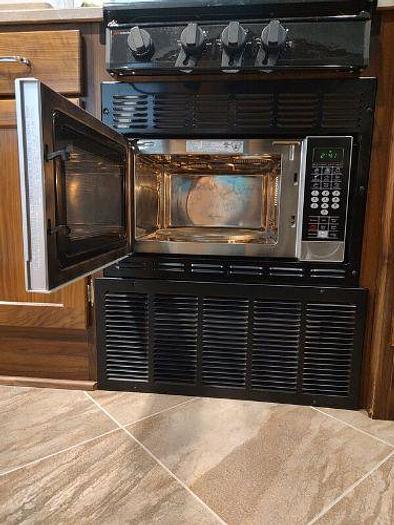 Used 2020 Winnebago Vita 24P