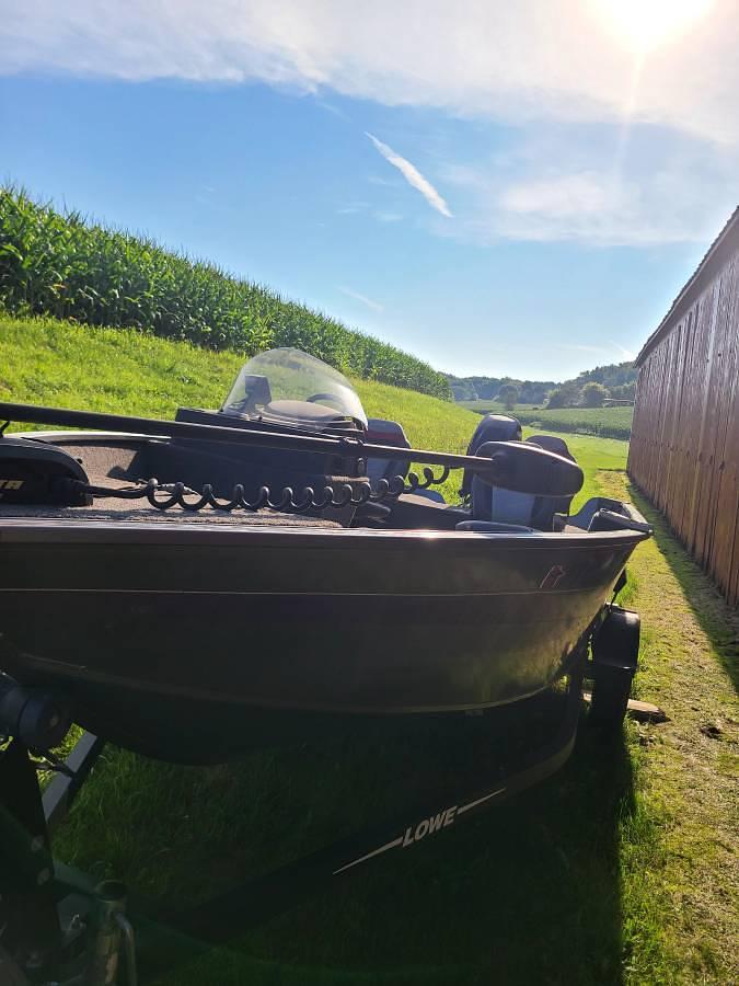 Used 2017 Lowe FM 165 Pro