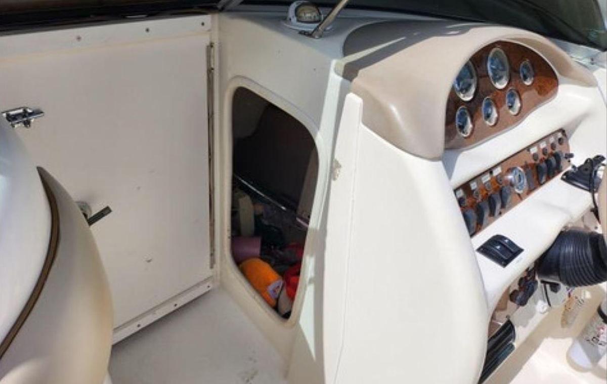 Used 1998 Sea Ray 260 Signature