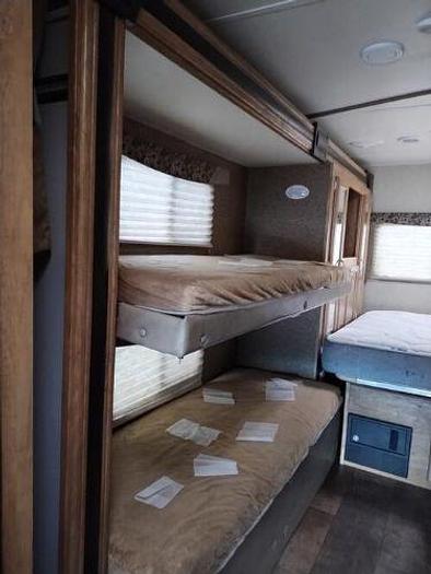 Used 2017 Conquest 6311 MC with 2 Slide-Outs