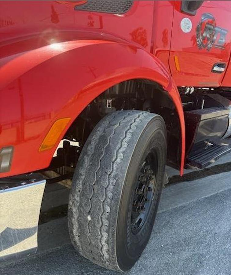 Used 2015 Peterbilt 579 End Dump Truck
