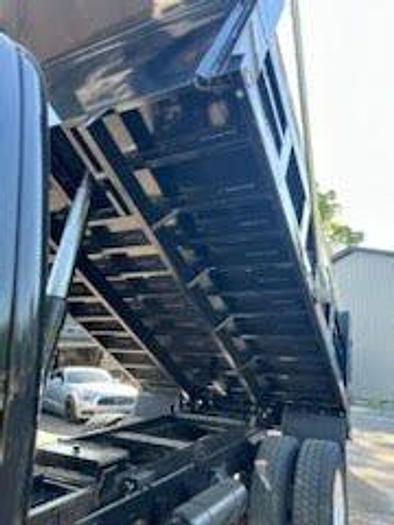 Used 2015 Freightliner BUSINESS CLASS M2 106