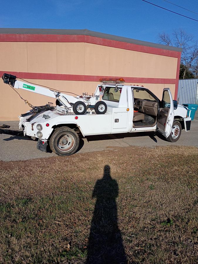 Used 2002 Ford F450 Recover Truck with Boom