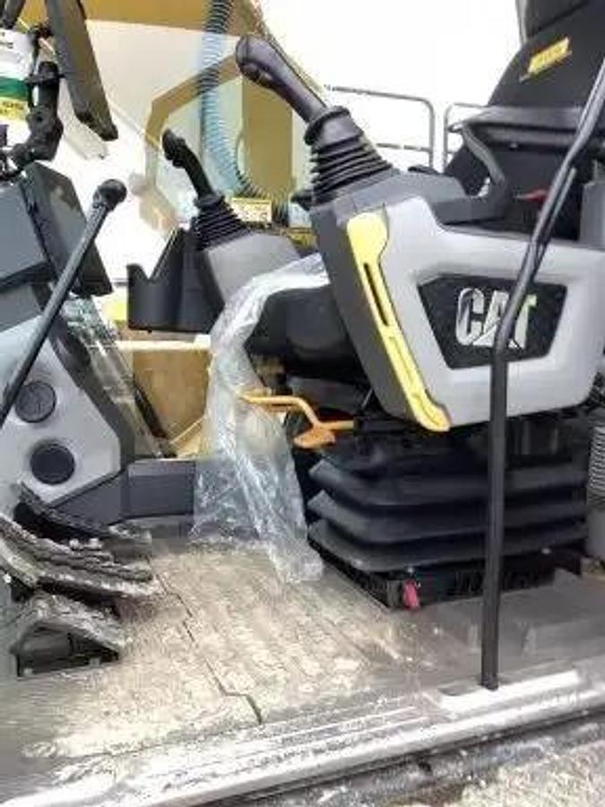 Used 2020 CATERPILLAR 336-07