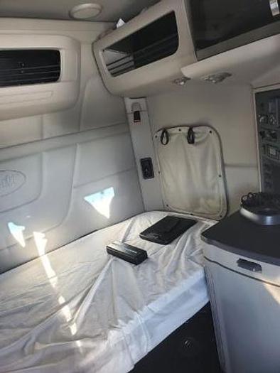 Used 2019 Peterbilt 579 Sleeper Semi Truck