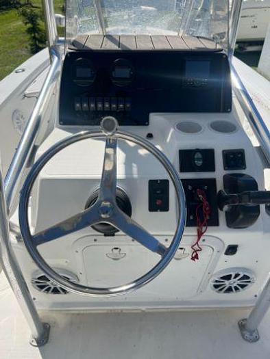 Used 2008 Mako 2201 with Trailer