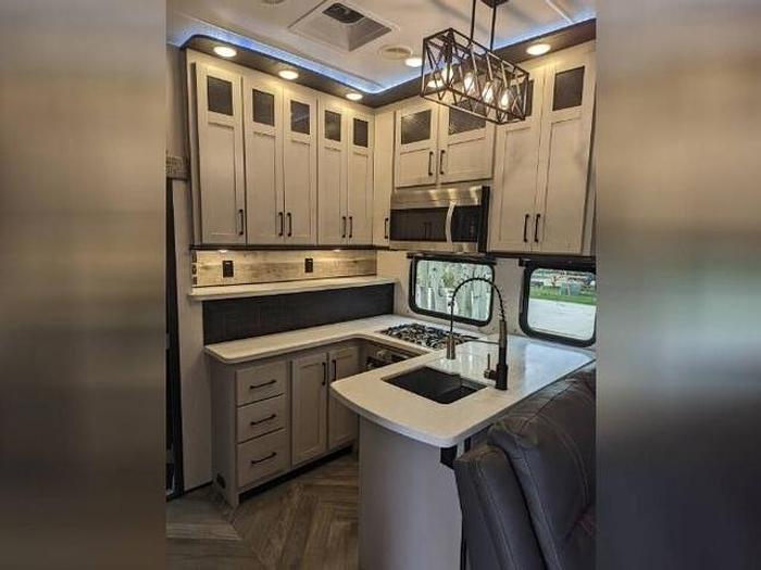 Used 2022 Heartland Cyclone 4006