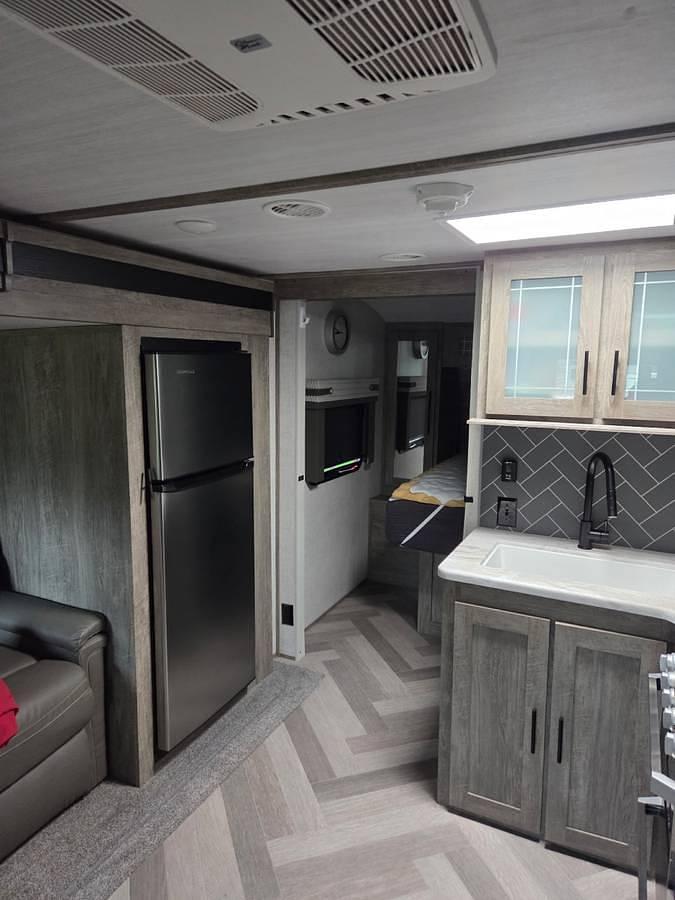 Used 2020 Forest River Salem Hemisphere 22RBHL