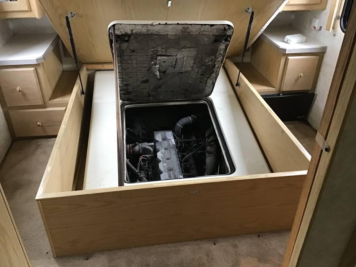 Used 1998 Monaco Diplomat
