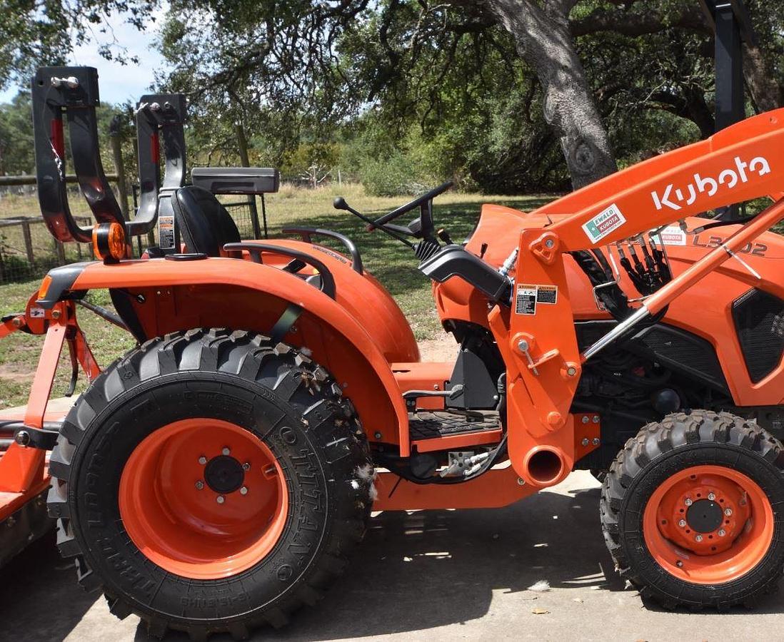 Used 2024 Kubota L3302HST