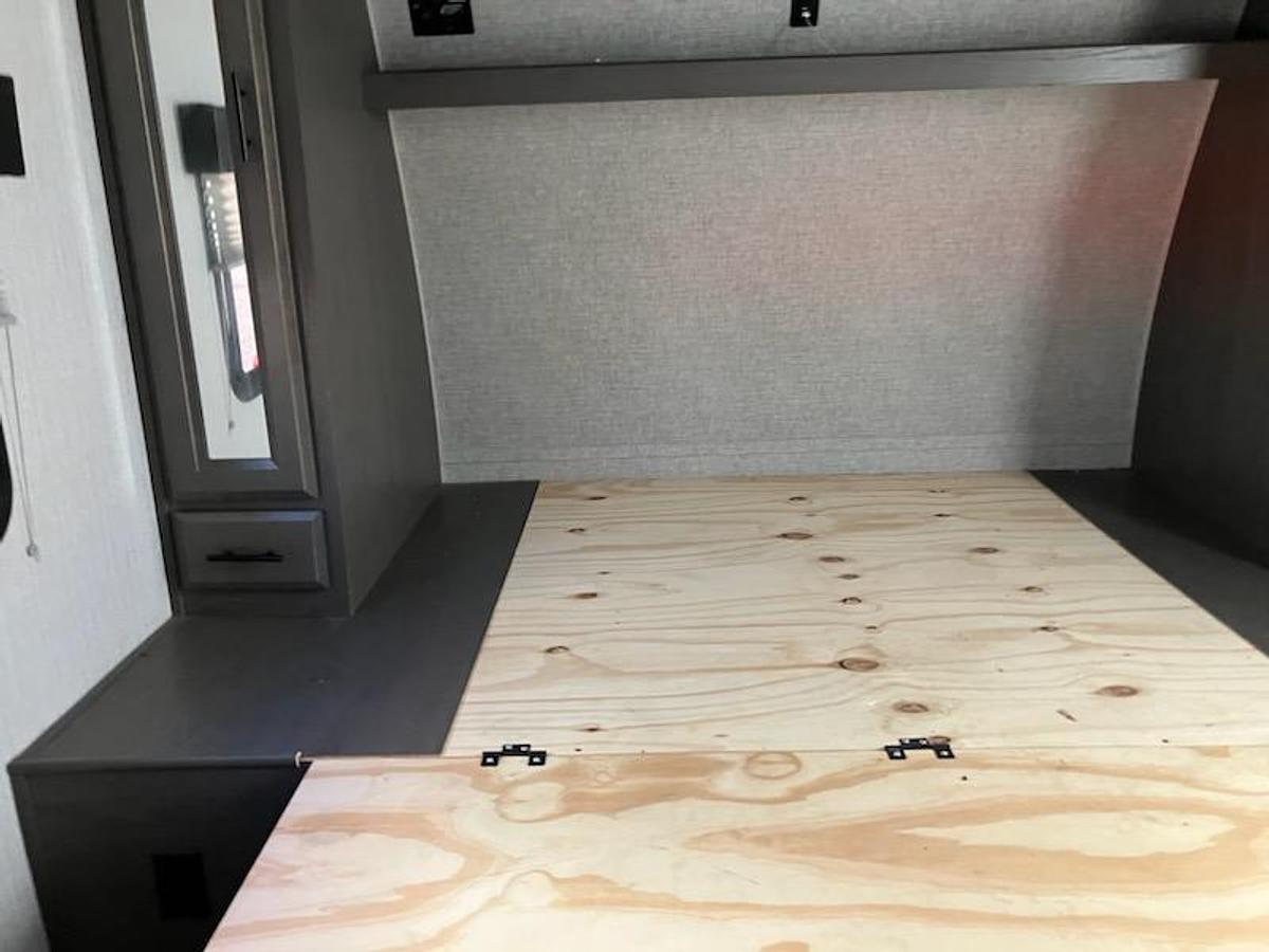 Used 2018 Heartland Fuel F-287 Travel Trailer Toy Hauler