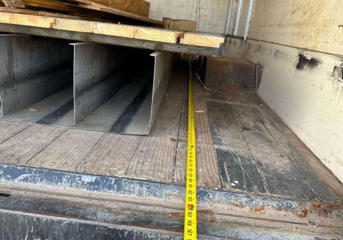 Used 2012 Ford E350 Super Duty Box Truck