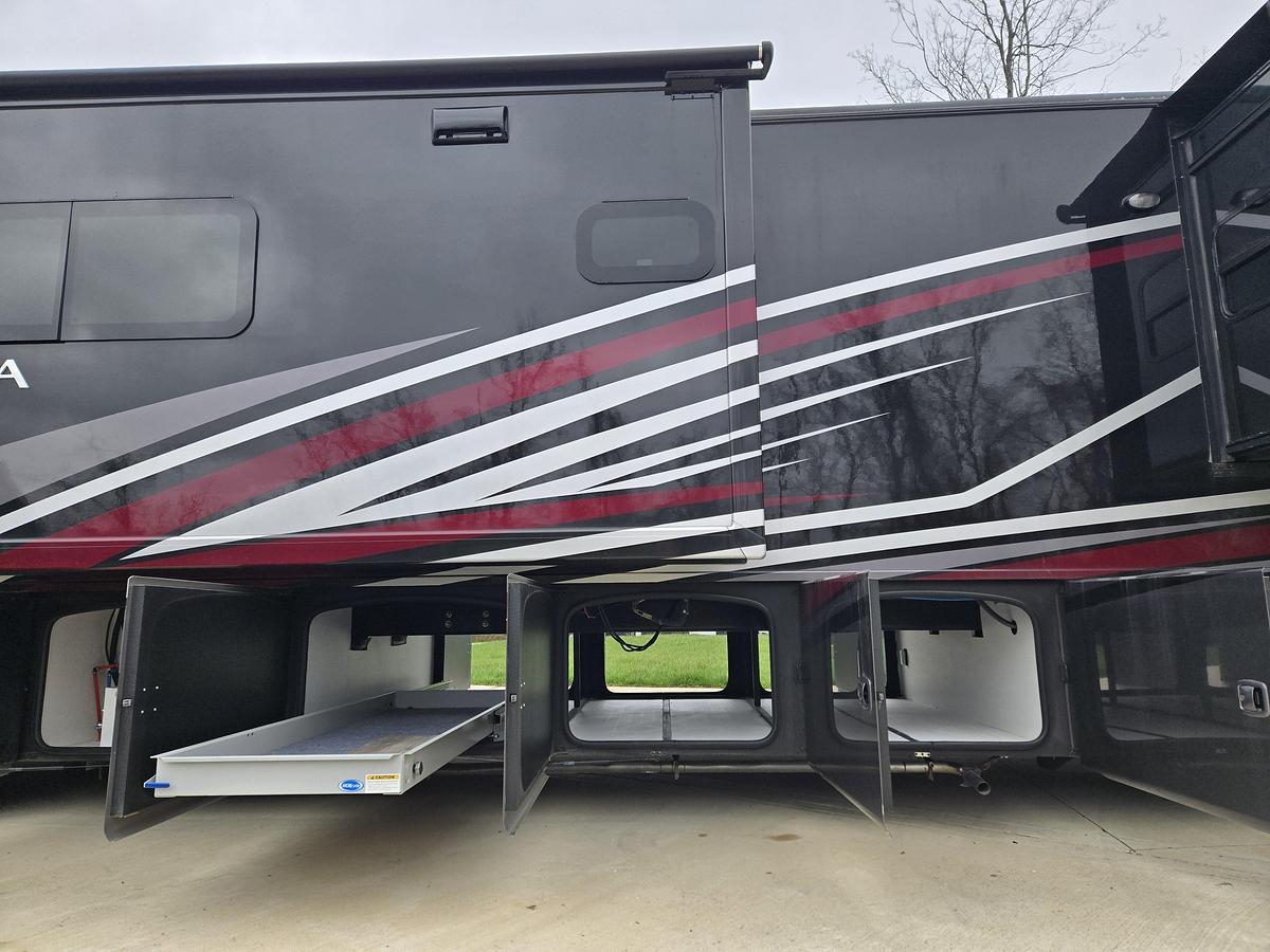 Used 2024 Thor Motorcoach Aria 4000