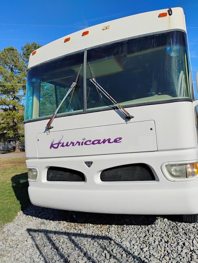 Used 2003 Ford Hurricane Class A Motorhome