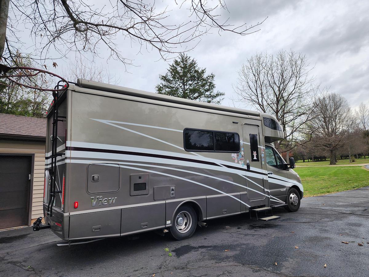 Used 2023 Winnebago View 24D