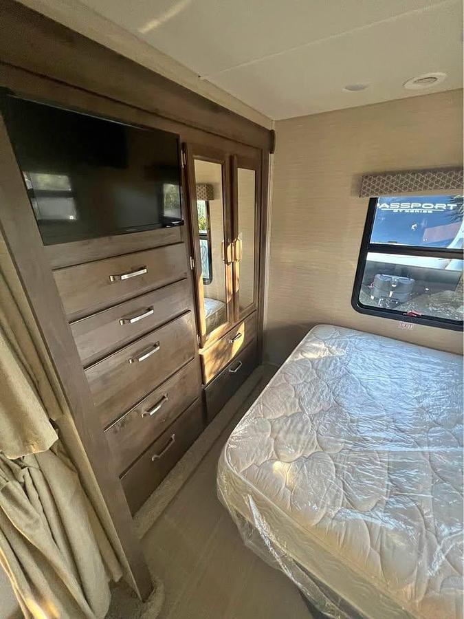 Used 2019 Jayco Greyhawk 31FS