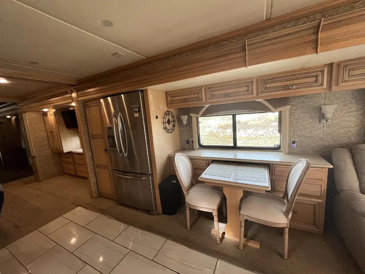 Used 2014 Newmar Ventana 4369