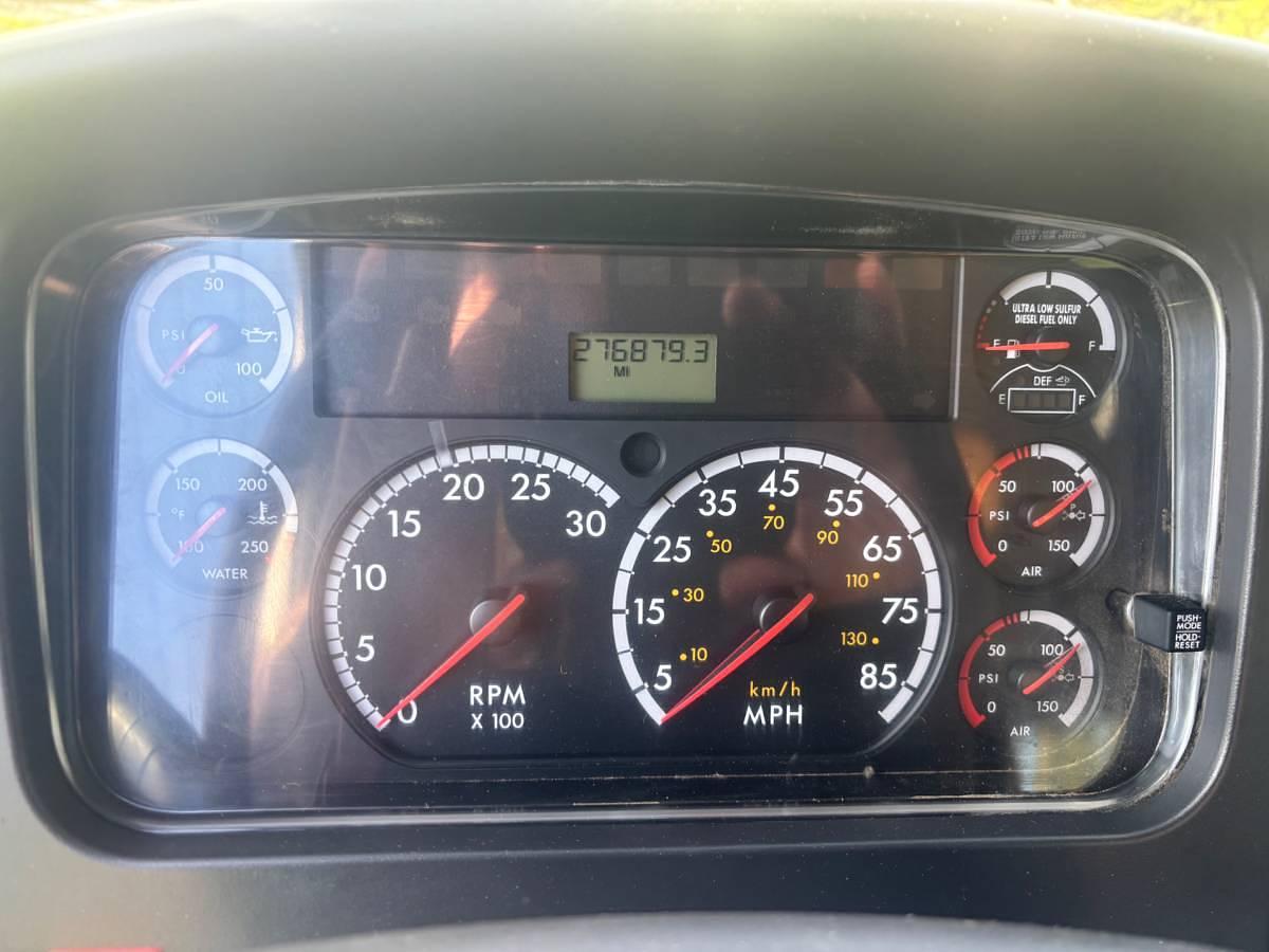 Used 2013 Freightliner M2 106