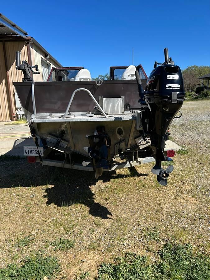 Used 1995 Breakwater 20ft Custom Aluminum Boat