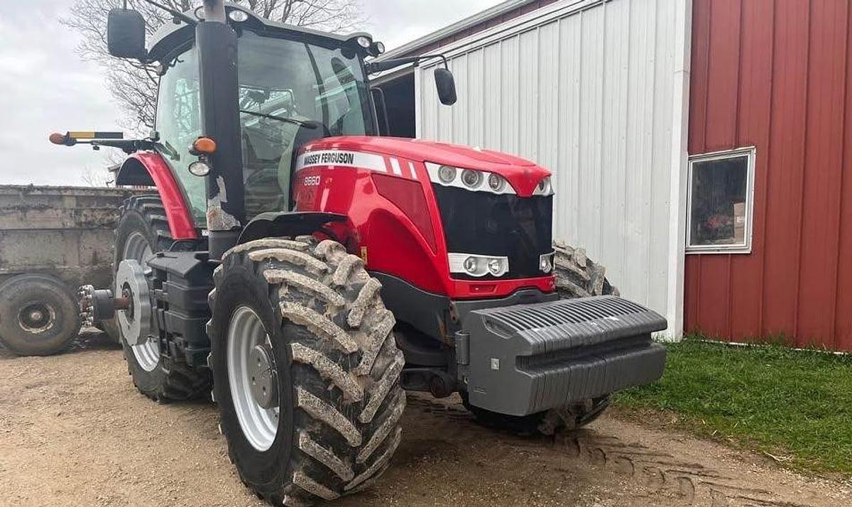 Used 2014 Massey Ferguson 8660