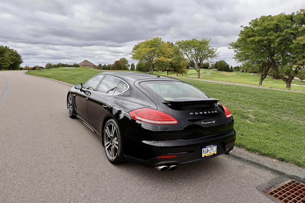Used 2014 Porsche Panamera 4s Executive