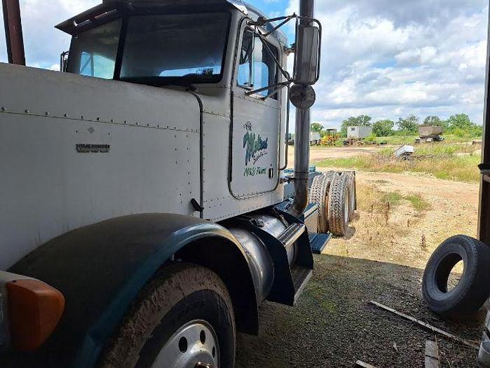 Used 1999 Peterbilt 379