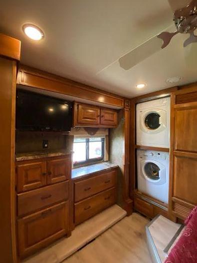 Used 2014 Tiffin Allegro Red 38QBA