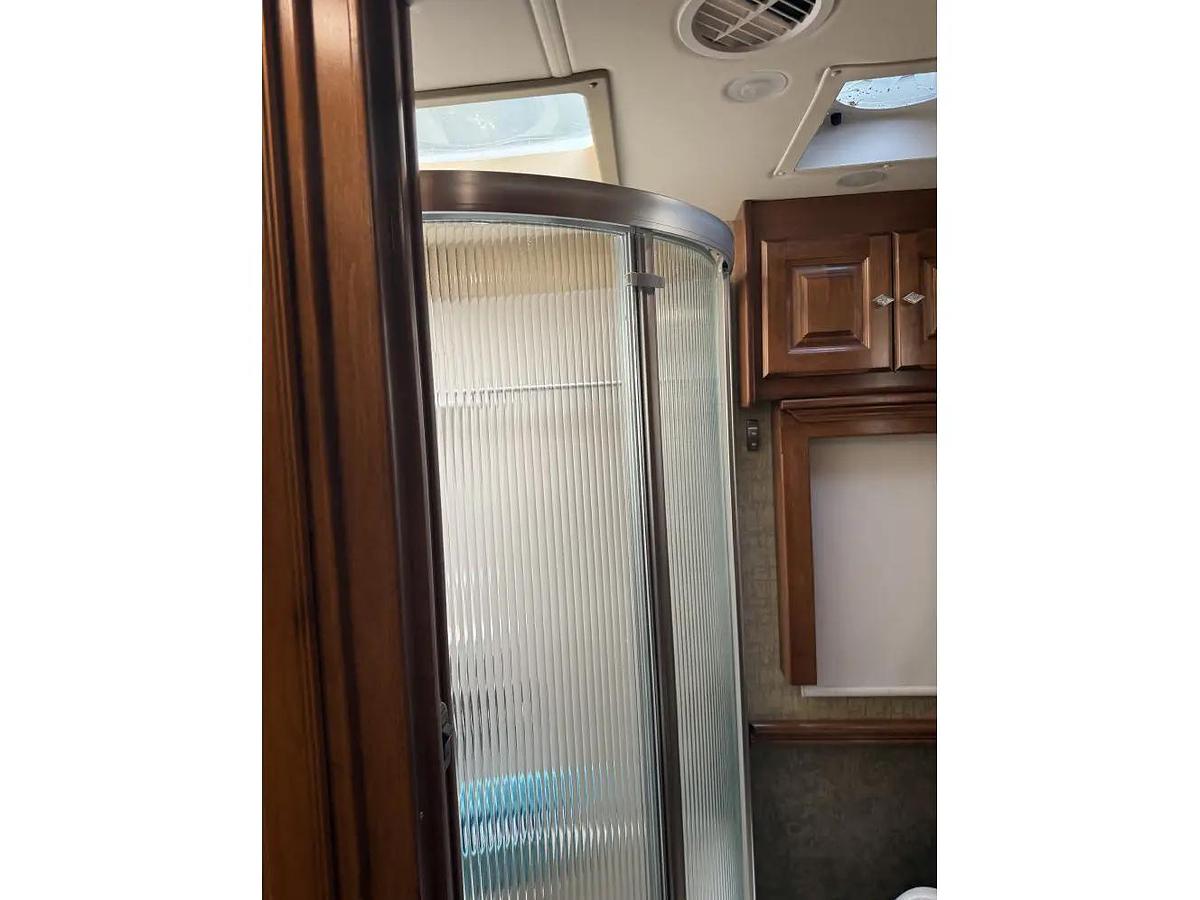 Used 2014 Tiffin Phaeton 36Gh