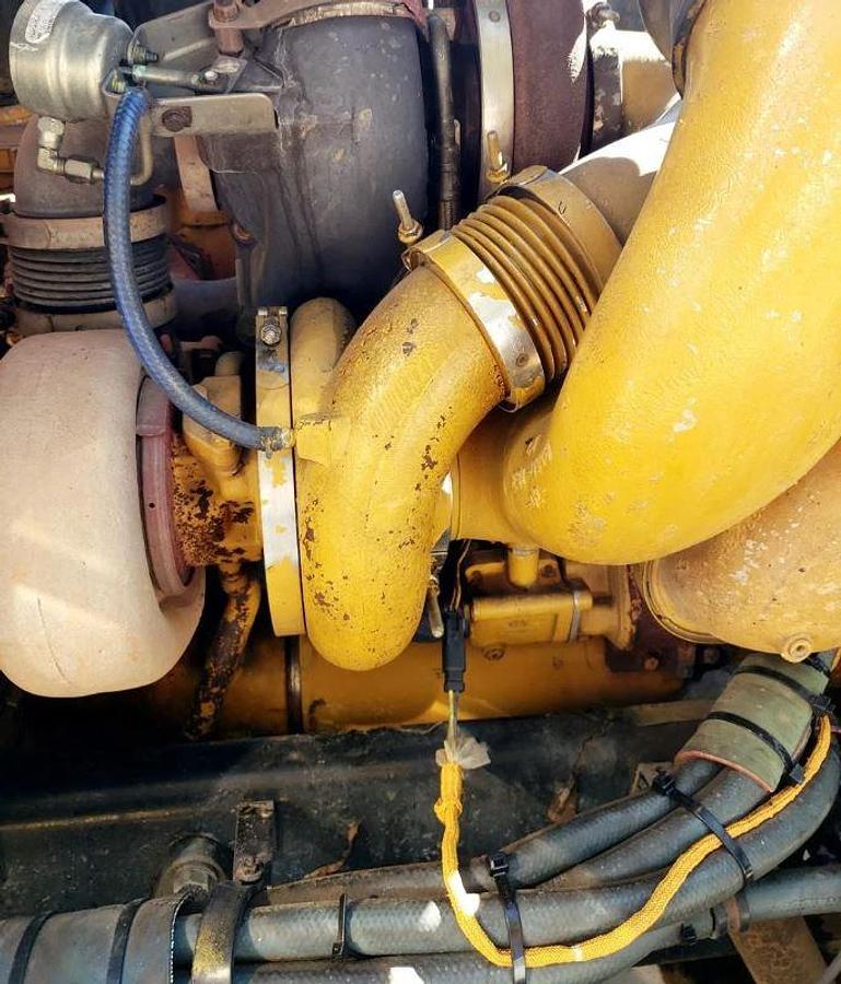 Used 2007 Peterbilt 379 EXHD Sleeper Semi Truck