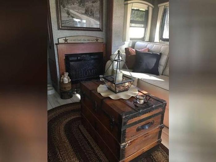 Used 2018 Forest River Berkshire 34QS