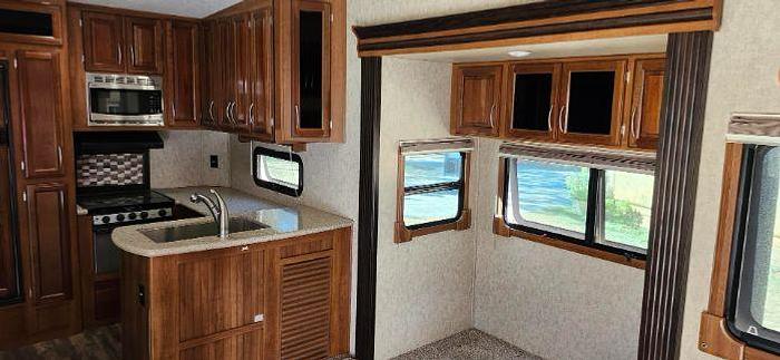 Used 2017 Primetime Crusader