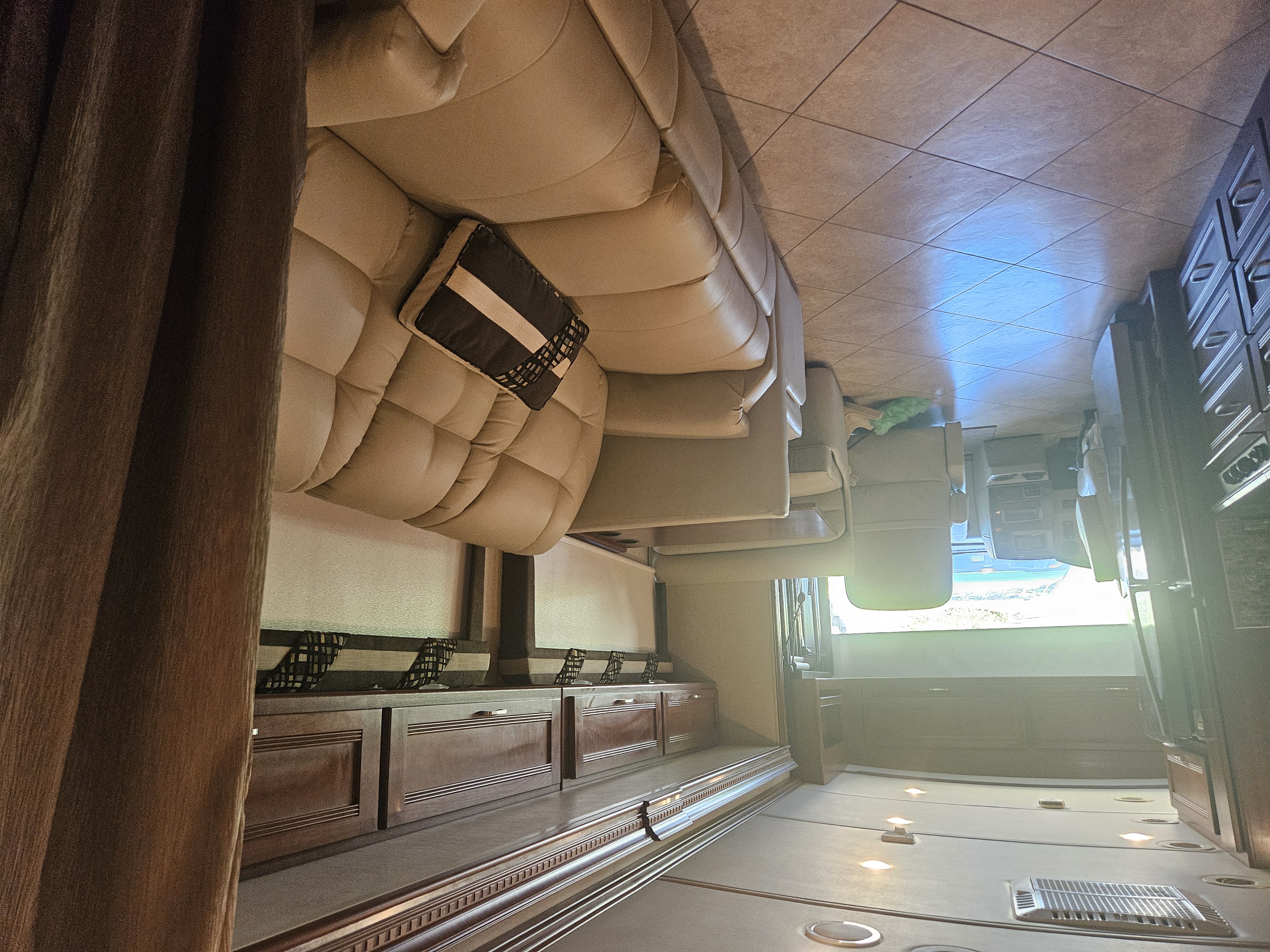 Used 2015 Winnebago Forza 38R