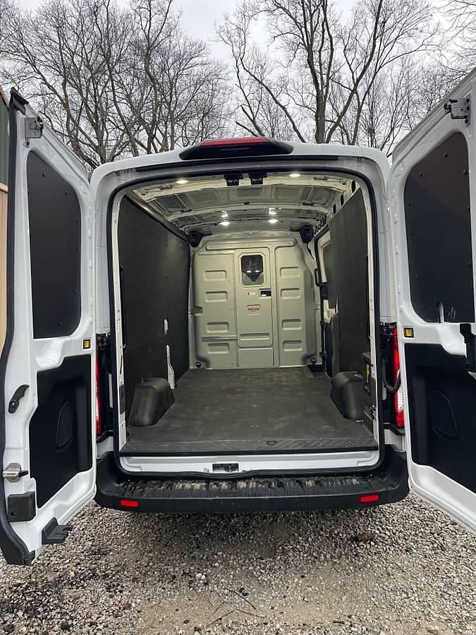 Used 2022 Ford Transit Cargo Van