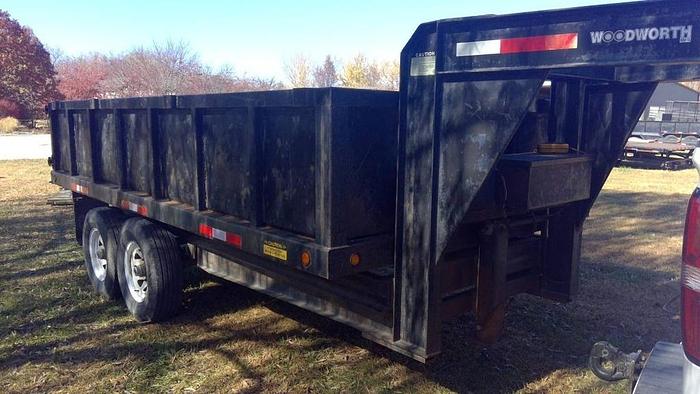 Used 2000 14 ft Gooseneck Dump Trailer