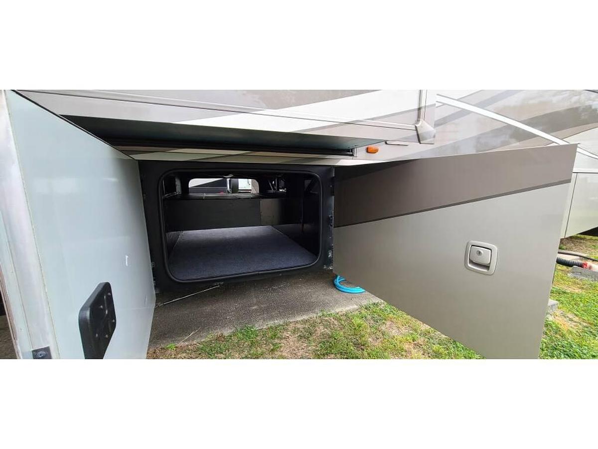 Used 2017 Winnebago Forza 34T