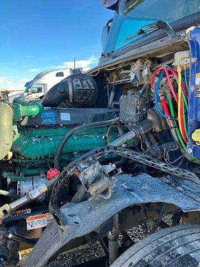 Used 2016 Volvo VNL 630 D13