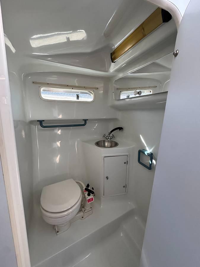 Used 1993 Rinker Fiesta Vee 260 Cruiser