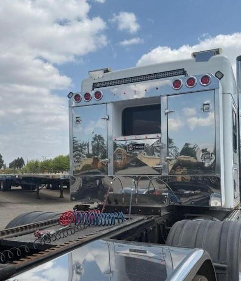 Used 2019 KENWORTH T800