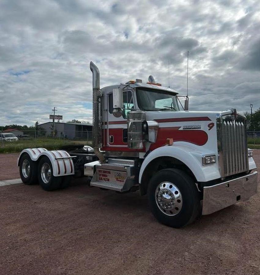 Used 2019 Kenworth W900B