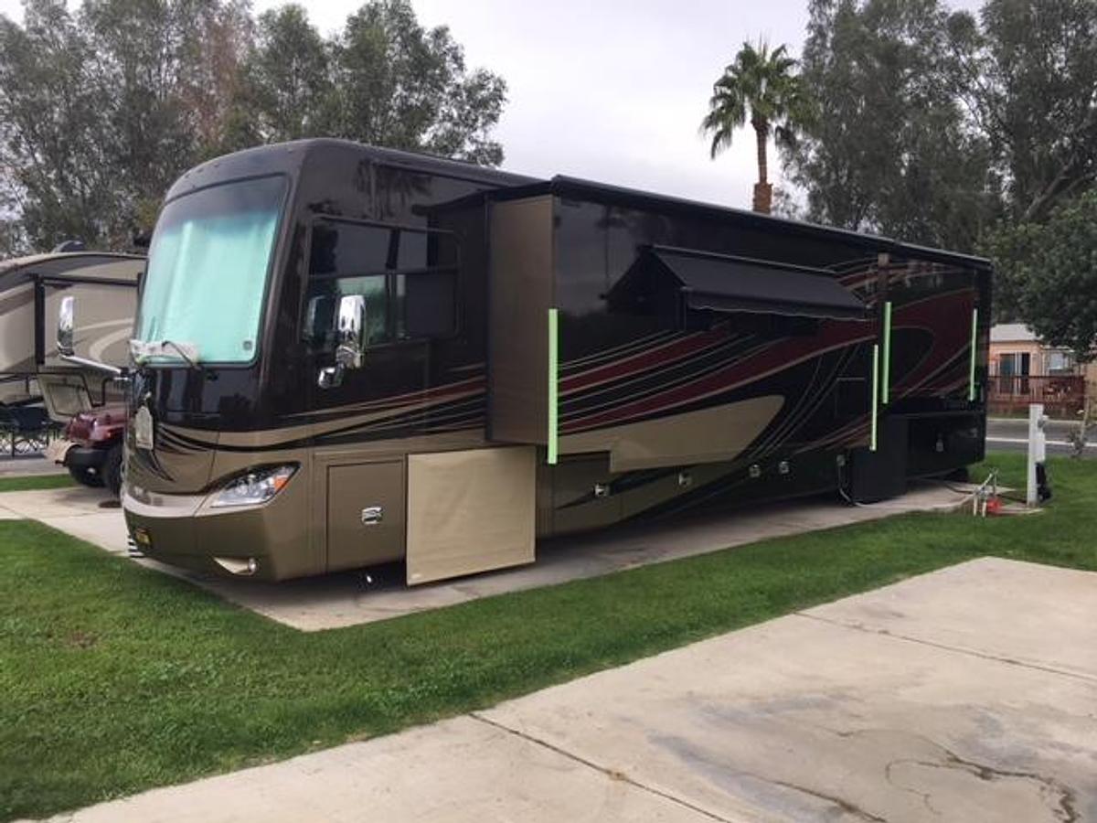 Used 2014 Tiffin Phaeton 40QBH