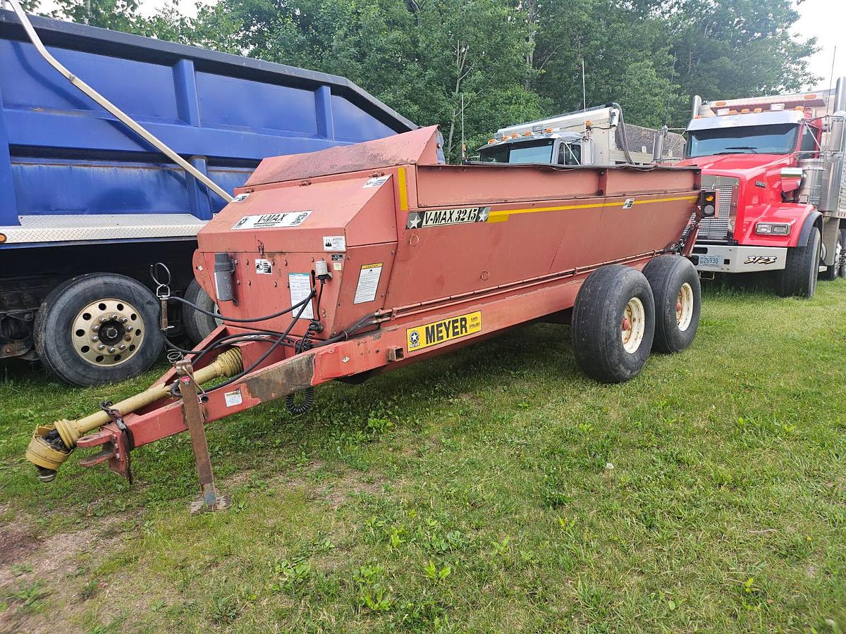 Used Meyer V-Max 3245 Manure Spreader