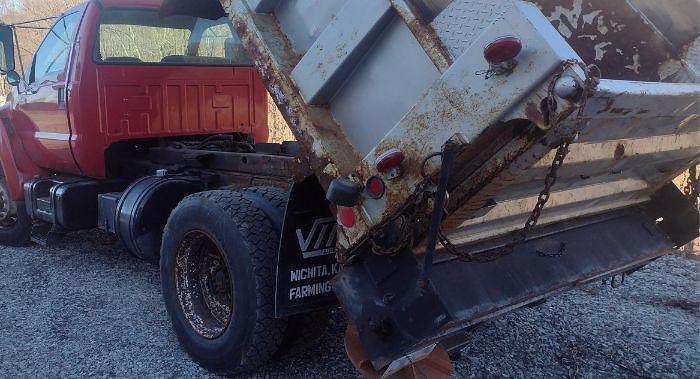 Used 2000 Ford F650 XL SD